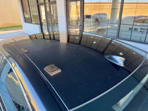 Used 2022 Lexus ES 350 w/ Premium Package image 9