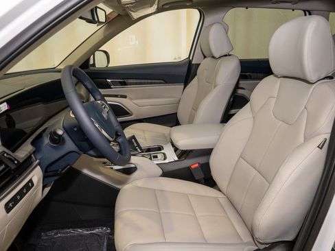 New 2025 Kia Telluride EX image 13