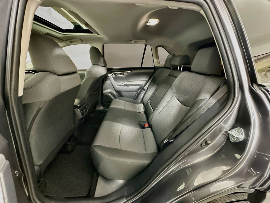 Certified 2025 Toyota RAV4 XLE w/ Convenience Package FWD image 25