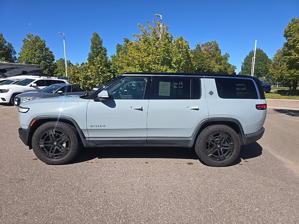 Used 2023 Rivian R1S Adventure Dual AWD/4WD image 2