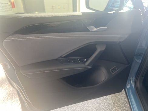 New 2026 Volkswagen Tiguan SE AWD/4WD image 13