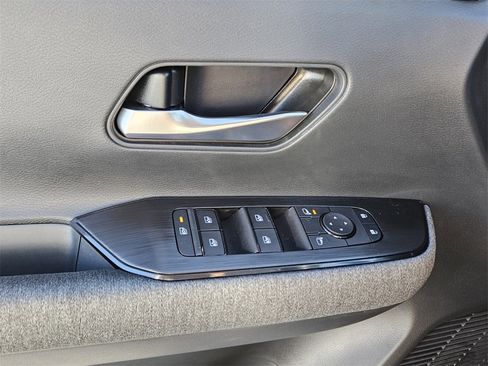 New 2026 Nissan Kicks SV image 26