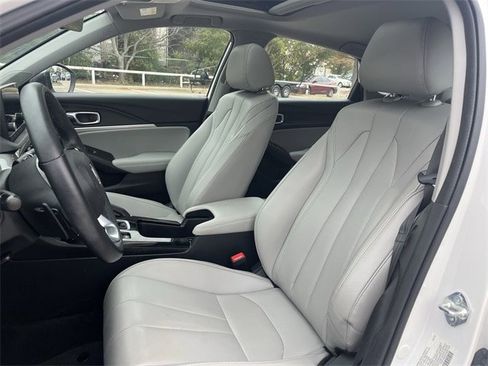 Certified 2024 Acura Integra image 28