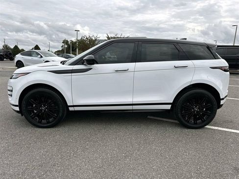 New 2026 Land Rover Range Rover Evoque Dynamic SE image 2