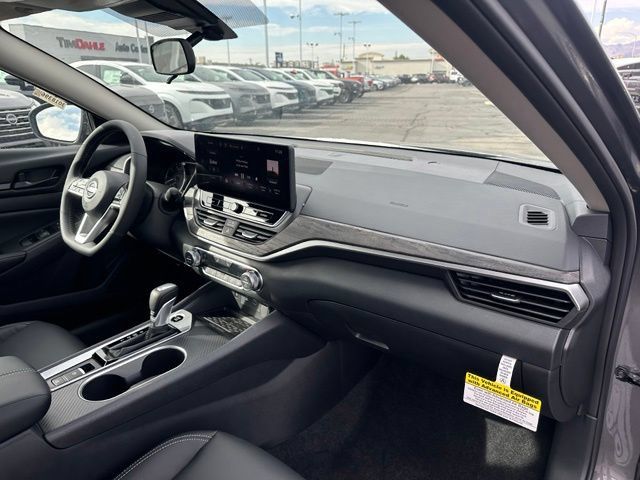 New 2026 Nissan Altima 2.5 SV w/ SV Premium Package AWD/4WD image 17