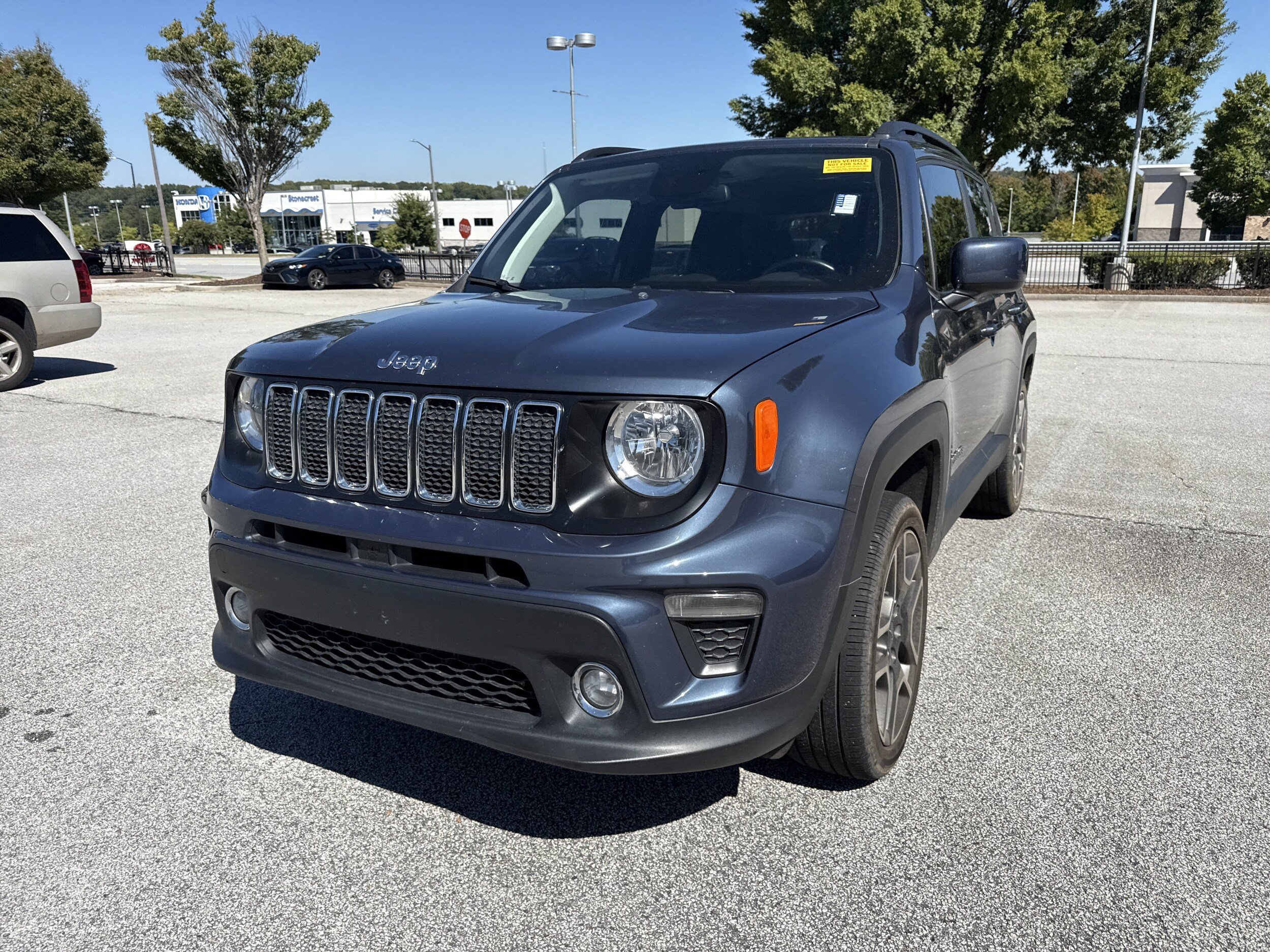 Used 2020 Jeep Renegade Latitude w/ Cold Weather Group AWD/4WD image 2