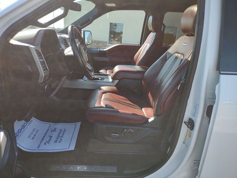 Used 2020 Ford F150 Platinum w/ Equipment Group 701A Luxury image 9
