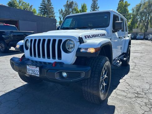 Used 2018 Jeep Wrangler Unlimited Rubicon AWD/4WD image 9