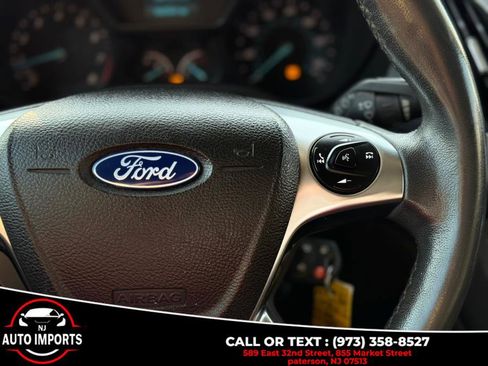 Used 2014 Ford Transit Connect XLT image 28