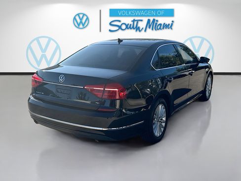 Used 2016 Volkswagen Passat 1.8T SE image 7