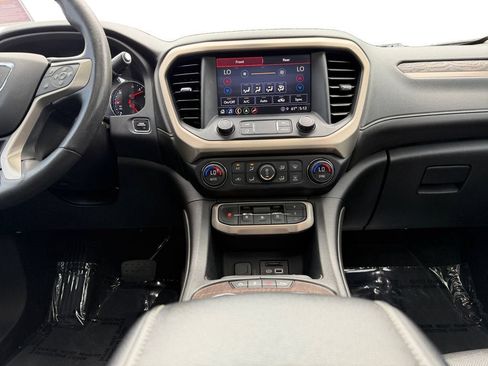 Used 2022 GMC Acadia Denali w/ Denali Ultimate Package AWD/4WD image 12