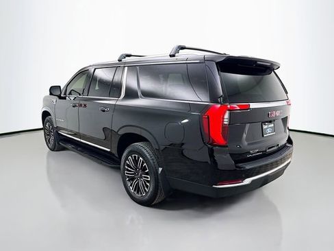 Used 2025 GMC Yukon XL Elevation w/ Elevation Premium Package image 5