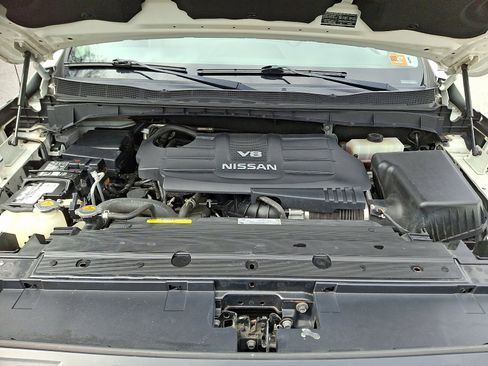 Used 2017 Nissan Titan S image 30