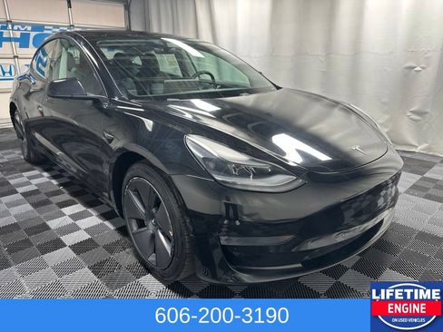 Used 2021 Tesla Model 3 Standard Range Plus RWD image 6