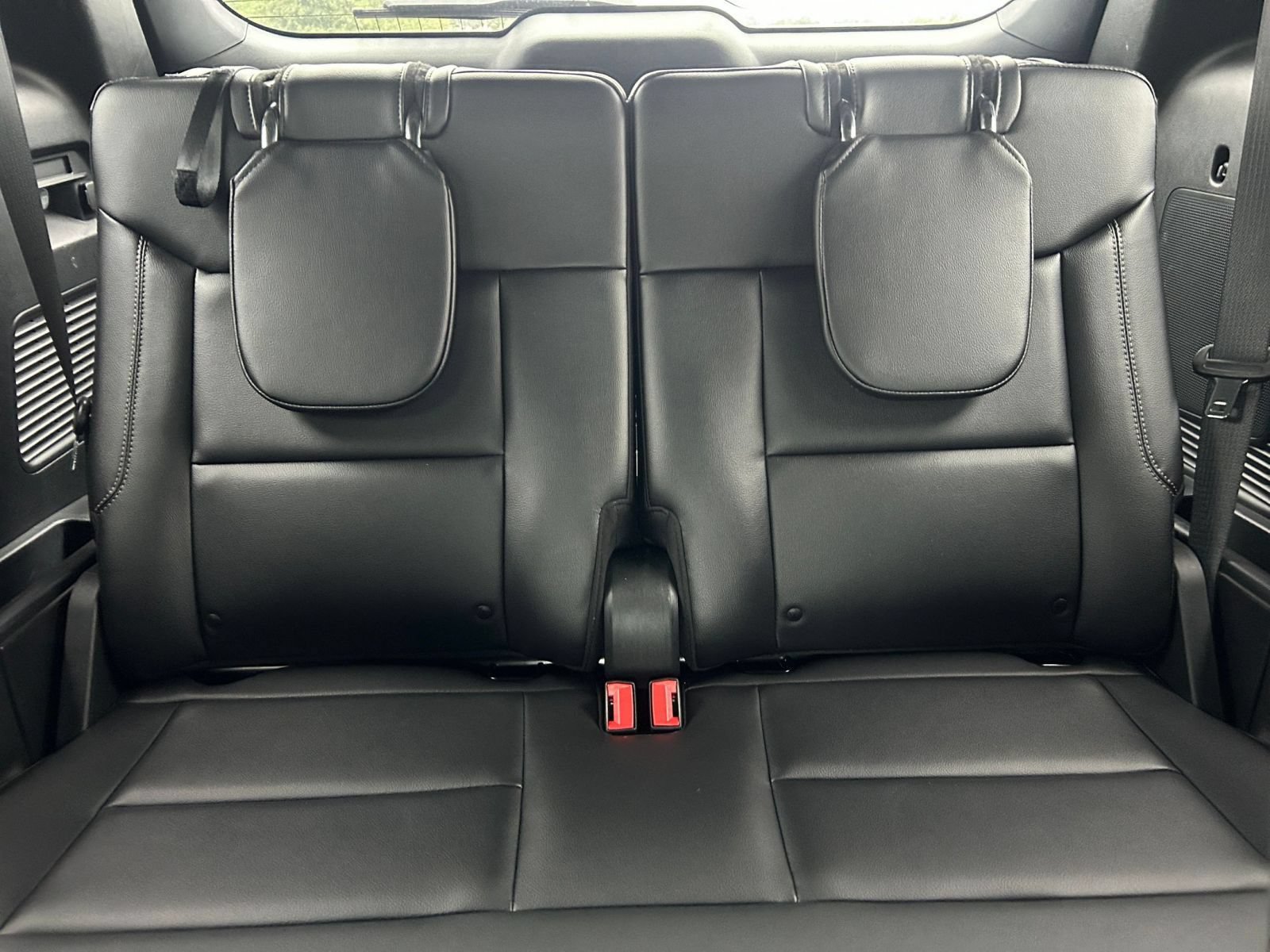 Used 2024 Ford Explorer Limited RWD image 31