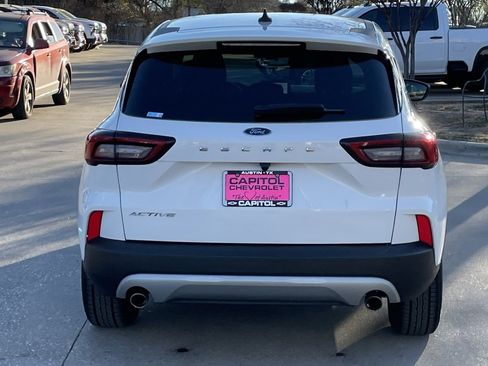 Used 2024 Ford Escape Active image 5
