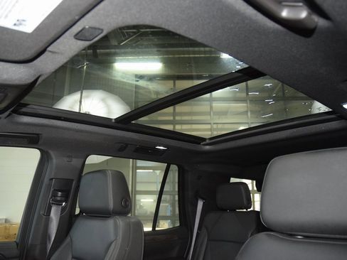 Used 2023 Chevrolet Tahoe LT w/ LT Signature Plus Package image 50