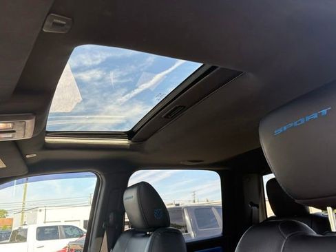 Used 2018 RAM 1500 Sport w/ Hydro Blue Sport Package AWD/4WD image 19