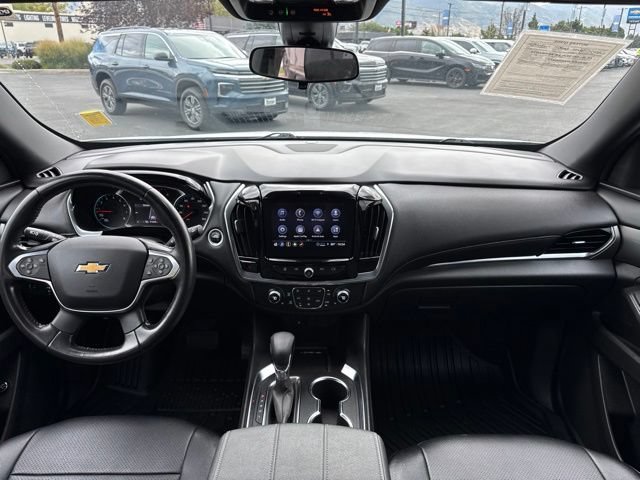 Used 2022 Chevrolet Traverse LT AWD/4WD image 14