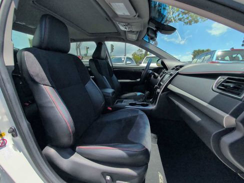 Used 2017 Toyota Camry XSE FWD image 25