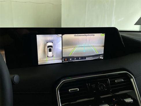 New 2025 Nissan Armada SL w/ Captain's Chari Seat Package image 32