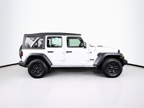 Used 2025 Jeep Wrangler Sport image 9