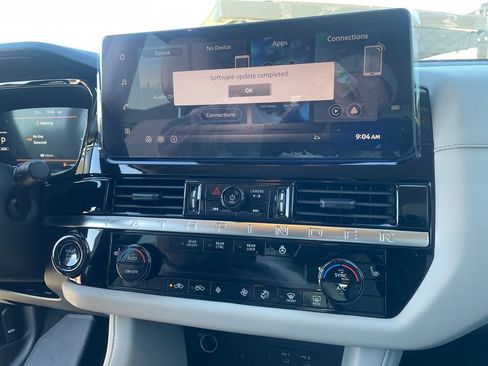 New 2026 Nissan Pathfinder SL AWD/4WD image 20