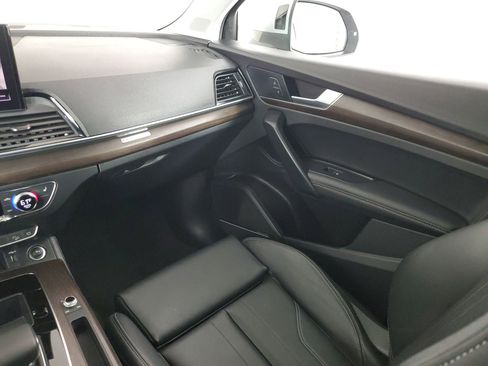 Certified 2024 Audi Q5 2.0T Premium Plus image 51