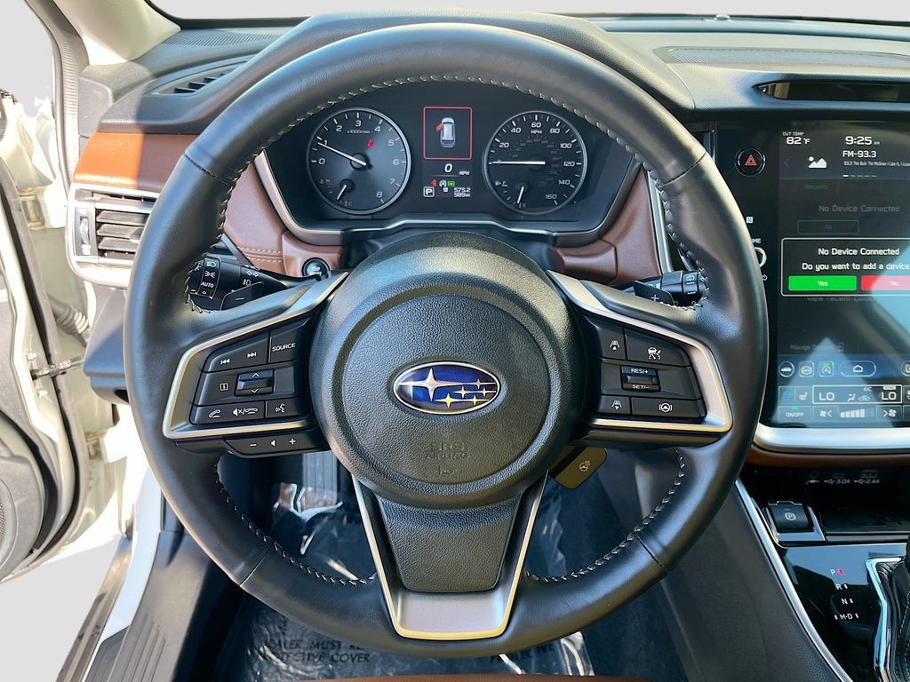 Used 2025 Subaru Outback Touring XT AWD/4WD image 11