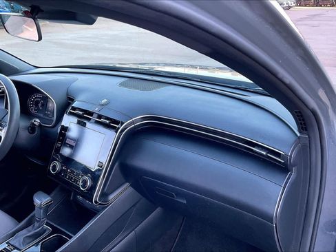 Used 2022 Hyundai Santa Cruz SEL image 17