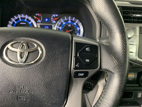 Used 2014 Toyota 4Runner SR5 RWD image 21