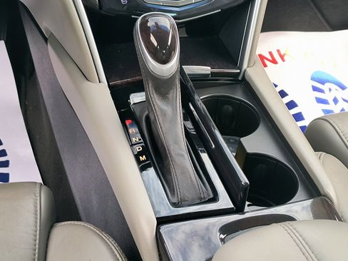 Used 2017 Cadillac XTS Luxury image 18