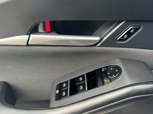 Used 2024 MAZDA CX-30 AWD 2.5 S image 11