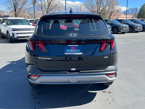 New 2026 Hyundai Tucson SE image 9