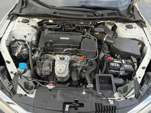 Used 2017 Honda Accord LX image 24