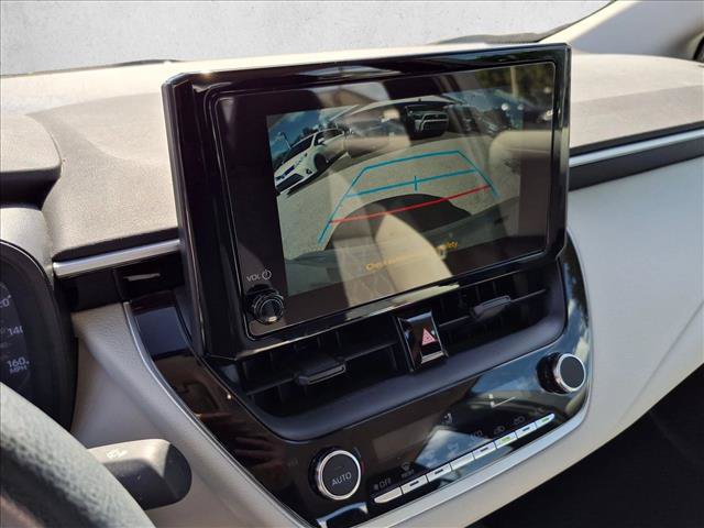 Used 2025 Toyota Corolla LE FWD image 12