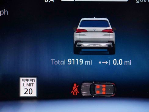 Certified 2025 BMW X5 sDrive40i w/ Premium Package image 21