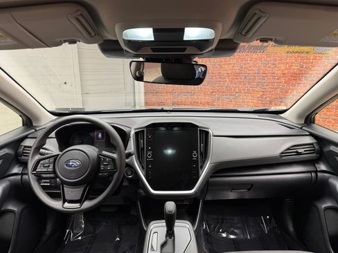 Used 2024 Subaru Crosstrek 2.0i Premium AWD/4WD image 12