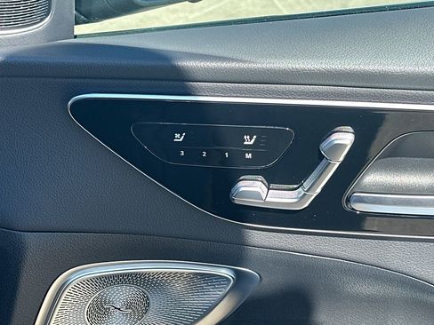 New 2026 Mercedes-Benz C 300 4MATIC Sedan image 16