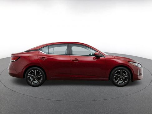 Used 2025 Nissan Sentra SV FWD image 10