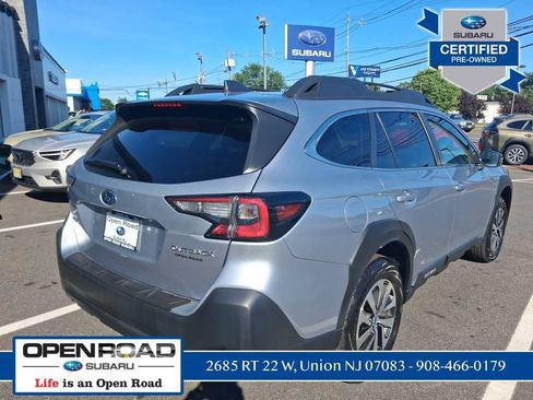 Certified 2025 Subaru Outback Premium AWD/4WD image 8