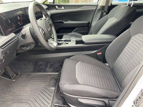 Used 2025 Kia K5 LXS FWD image 15