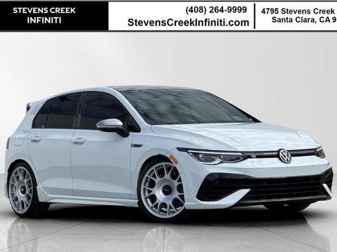Used 2023 Volkswagen Golf R image 1