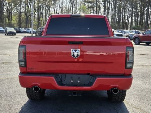 Used 2019 RAM 1500 Express w/ Express Value Package RWD image 10