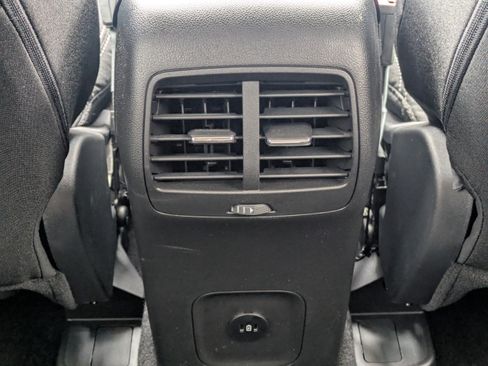 Used 2025 Ford Escape Active w/ Tech Pack #1 AWD/4WD image 12