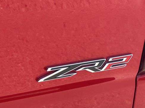 Used 2024 Chevrolet Silverado 1500 ZR2 AWD/4WD image 10