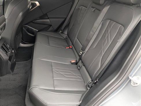 Used 2025 BMW X3 xDrive30i w/ Premium Package image 15