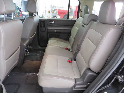 Used 2018 Ford Flex Limited w/ Limited Appearance Package image 15