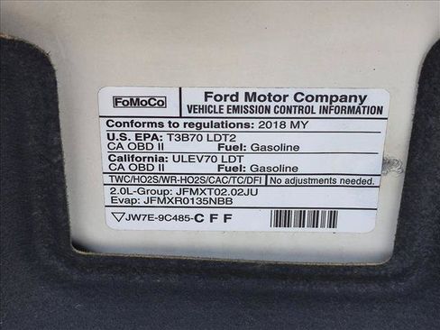 Used 2018 Ford Edge SE FWD image 25
