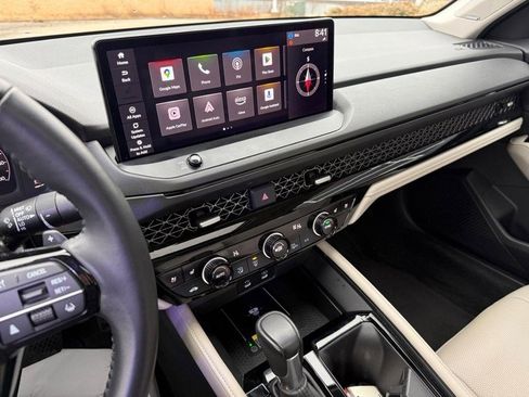 Used 2023 Honda Accord Touring image 25